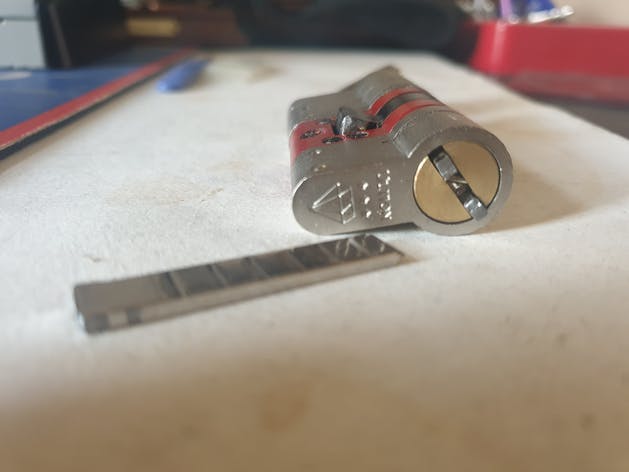 Brisant Ultion cylinder in Smartlock failure